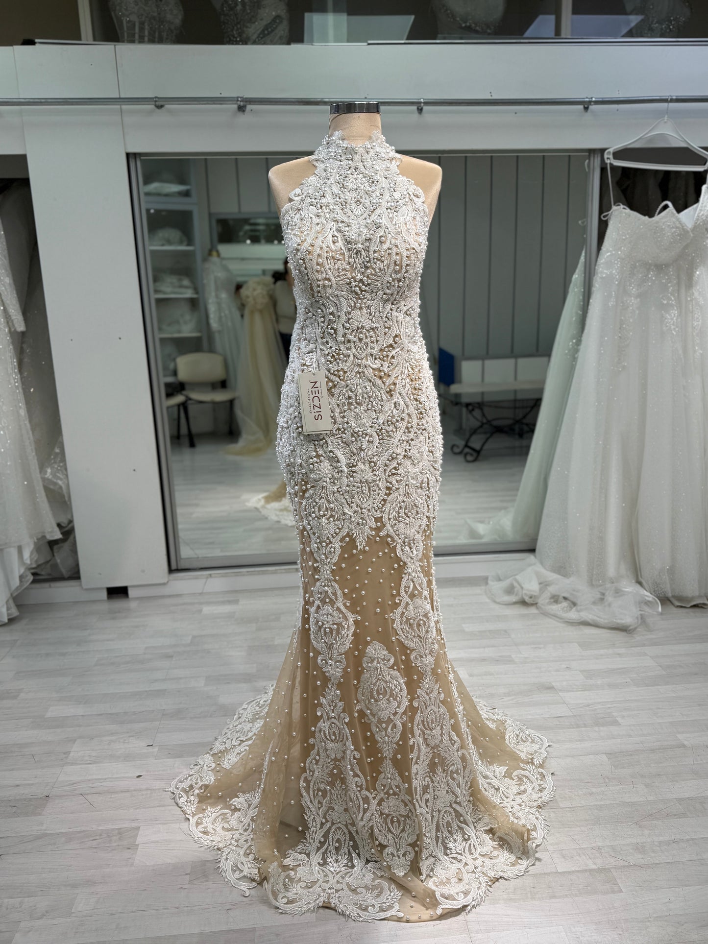 Pearl beaded detailled Cappucino Mermaid Dress-Sephora