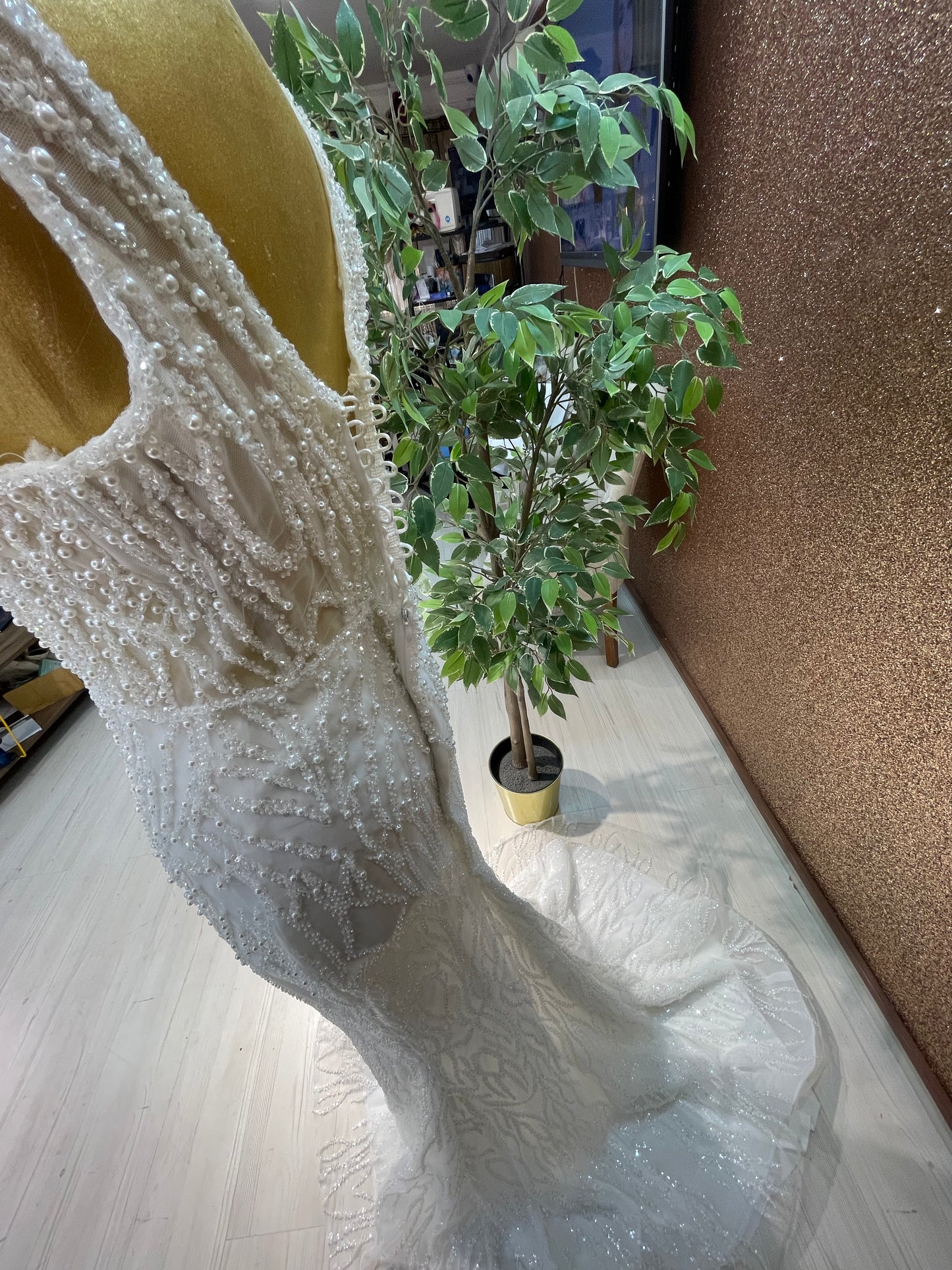 ✨ Ivory Slit Detailed V-Neck Mermaid Dress ✨