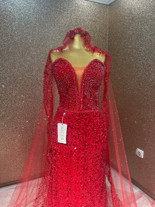 Red Mermaid Dress with Swarovski Embellished Bust – Pure Glamour, Maximum Impact