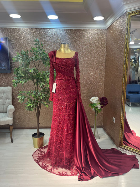 🍷 Burgundy Embroidered Lace Evening Dress with Satin Accents – Timeless Romance 🍷