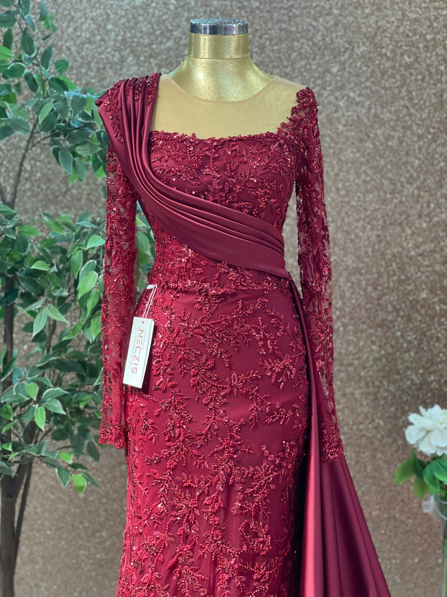 🍷 Burgundy Embroidered Lace Evening Dress with Satin Accents – Timeless Romance 🍷