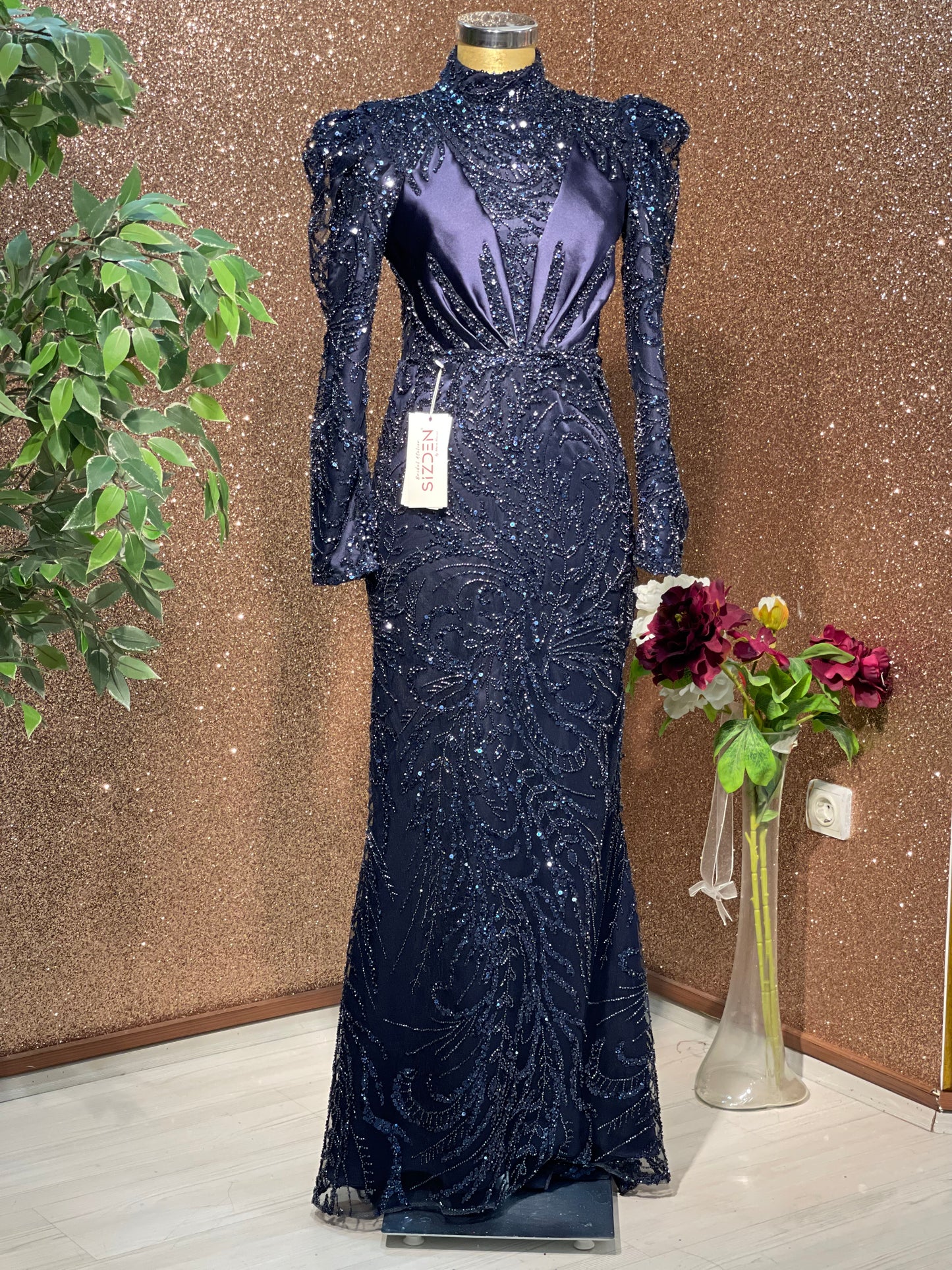 ✨ Navy Hijab Mermaid Dress with Detachable Train – Modest Glamour with a Modern Twist ✨