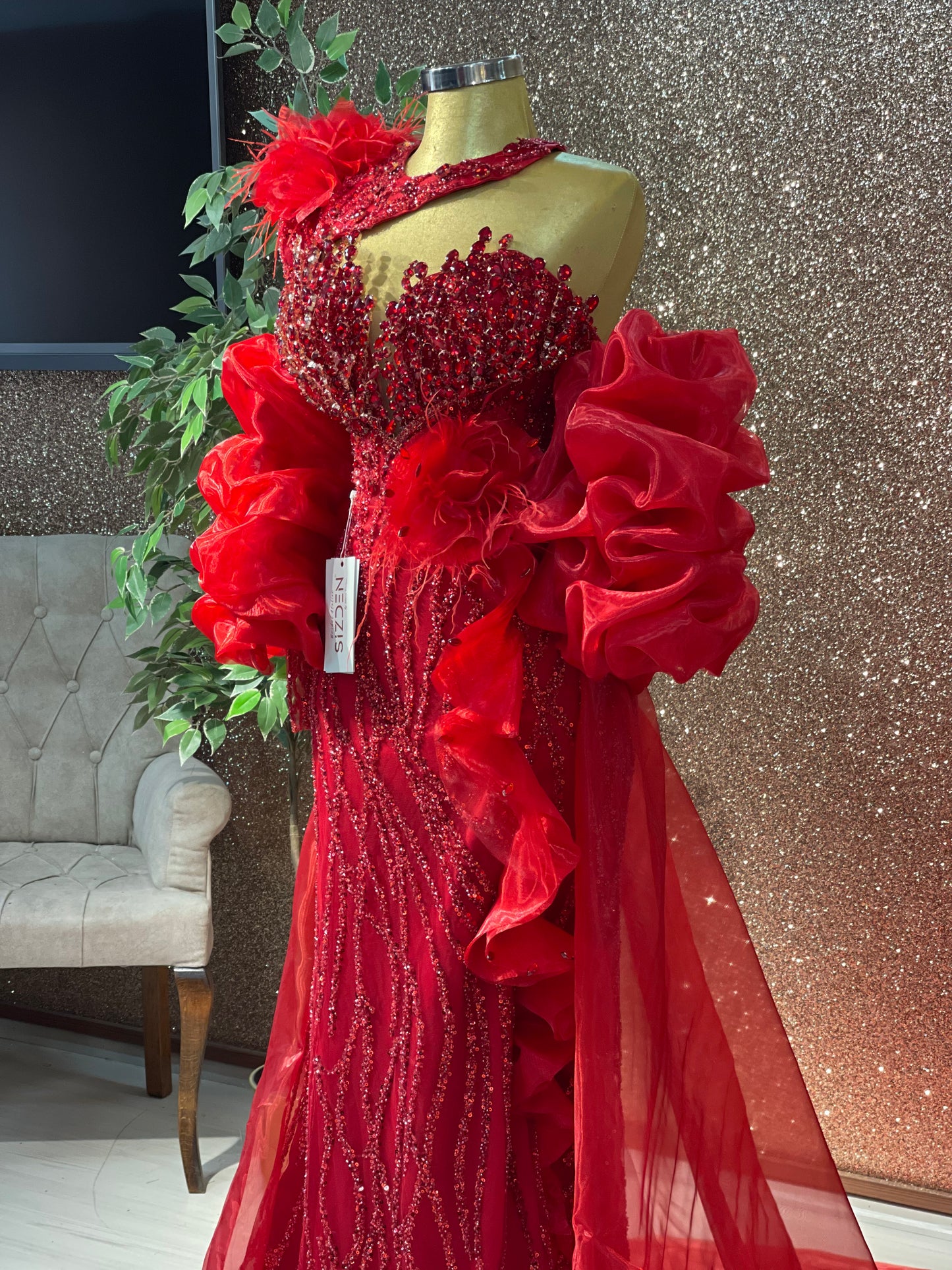 Red Mermaid Gown with Cape Detail and Front Slit – Bold Elegance Redefined