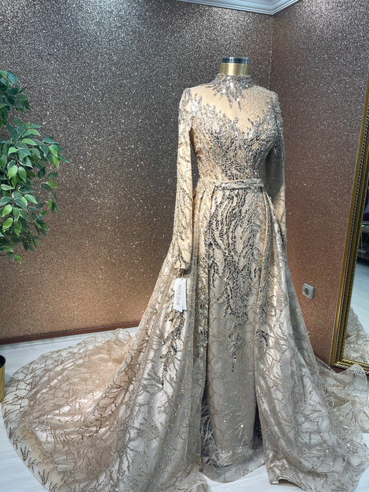 Shimmering Gold Mermaid Evening Dress for Hijab Style with Removable Train