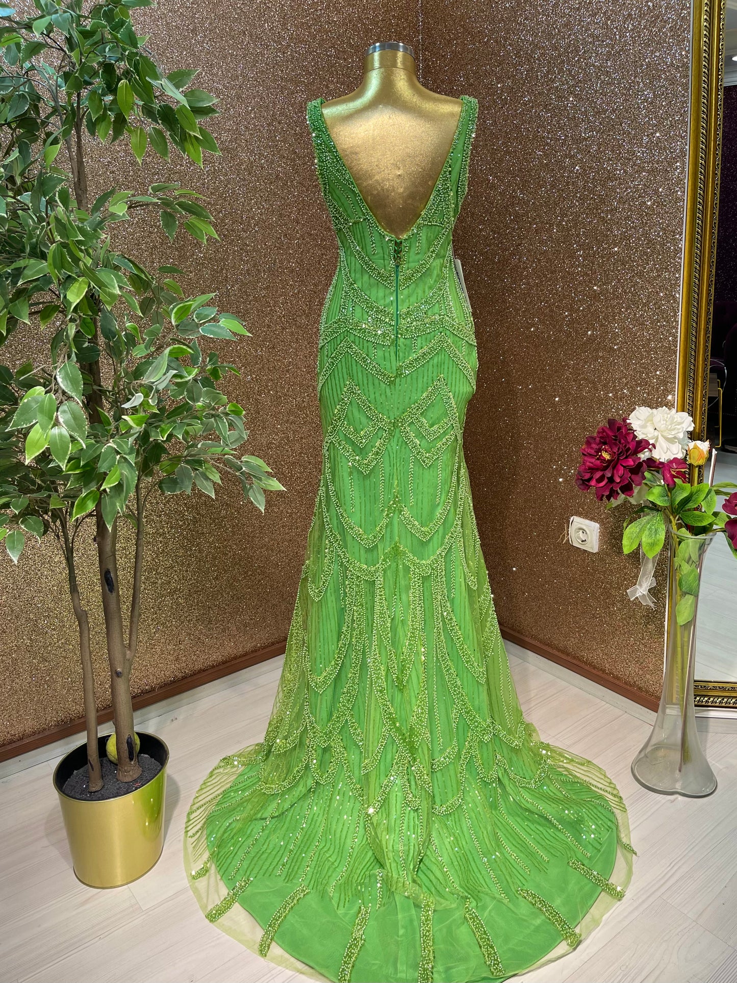 Green Evening dress with Embroidery Lace